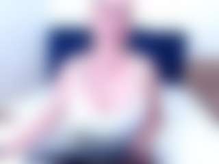 Live cam show with Ella - Tease Mature on Big Tits