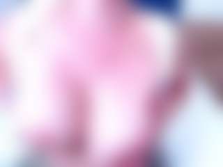 Live cam show with Ella - Average on fapnchat