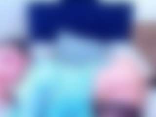 Ella MILF webcam performer live streaming