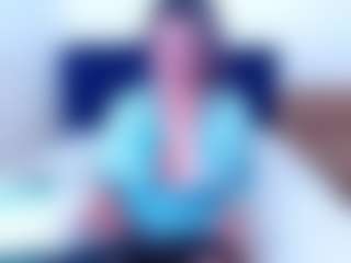 Live cam show with Ella - Mature on crypto-cams