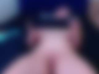 Live cam show with Ella - Handjob on Camsoda Late Night
