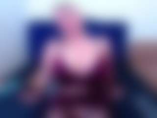 Live cam show with Ella - Ass Bouncing on TottyGirls
