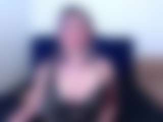 Live cam show with Ella - Athletic Middle Aged on crypto-cams