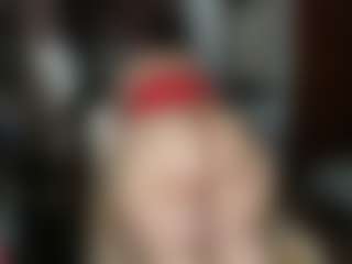 Live cam show with Kristen Hill - Living Room on Cam Slut