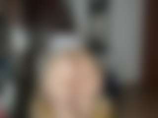 Live cam show with Kristen Hill - Squirt on Camsoda
