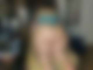 Live cam show with Kristen Hill - Amateur MILF on hrnylive.com