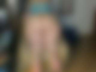 Live cam show with Kristen Hill - Shaved Pussy MILF on fuck-show.com