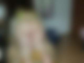 Live cam show with Kristen Hill - Bedroom MILF on livesuperchat.net
