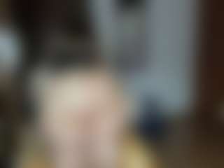 Live cam show with Kristen Hill - Amateur MILF on Milfs Live