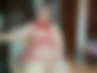 Live cam show with Kristen Hill - Living Room on hrnylive.com
