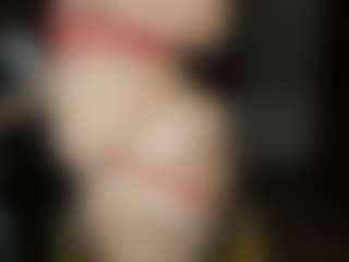 Live cam show with Kristen Hill - Living Room on WildCum