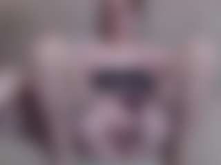 lanapopins MILF webcam performer live streaming