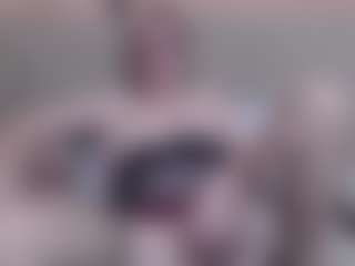 Live cam show with lanapopins - Blue Eyes on Mixed Magazine Live