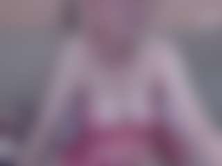 Live cam show with lanapopins - Blonde Hair on AdultVida.com