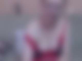 Live cam show with lanapopins - Blue Eyes on CamwithHer