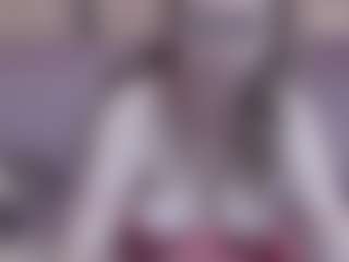 lanapopins MILF webcam performer live streaming