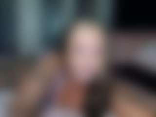 Live cam show with MARGO MAC - Shaved Pussy on nudelive.tv