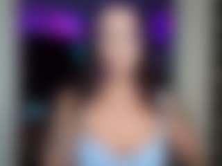 Live-Cam-Show mit MARGO MAC - Strip Toys auf Camsoda
