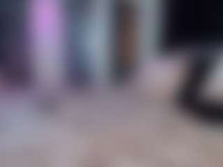 Live cam show with MARGO MAC - Hispanic on friskycurves.com