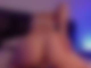 carolhorny's Live Sex Cam Show