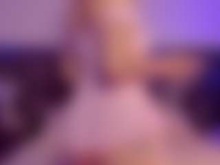 Live cam show with carolhorny - Petite MILF on madthumbs