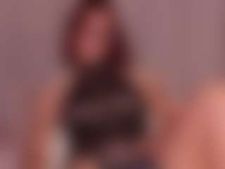 Live cam show with carolhorny - Red Hair on SmokeAndPoke