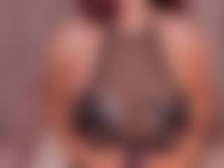 Live cam show with carolhorny - Petite on SquirtSoMuch