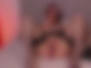 Live cam show with carolhorny - Bedroom on Camsoda