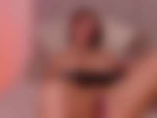 Live cam show with carolhorny - Brown Eyes MILF on Camsoda
