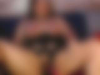 pamelaevanns's Live Sex Cam Show