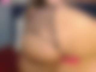 pamelaevanns's Live Sex Cam Show