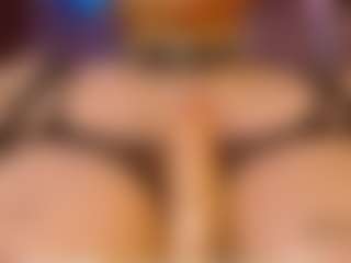 pamelaevanns's Live Sex Cam Show