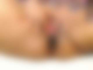 pamelaevanns's Live Sex Cam Show