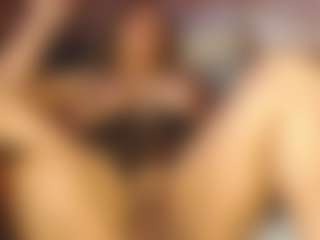 pamelaevanns's Live Sex Cam Show