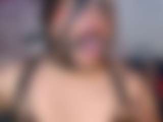 Live cam show with pamelaevanns - Fuck Machine on AdultVida.com