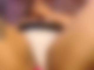 pamelaevanns's Live Sex Cam Show