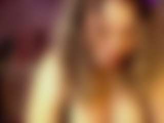 Live cam show with pamelaevanns - Normal on Dolls Live