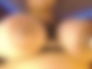 pamelaevanns's Live Sex Cam Show