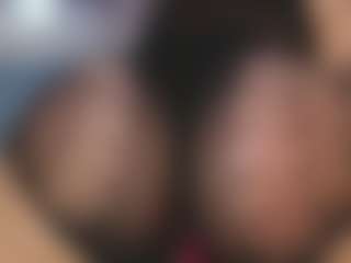 pamelaevanns's Live Sex Cam Show