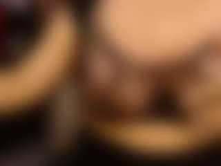 Live cam show with pamelaevanns - Public on https://playwithruby.com