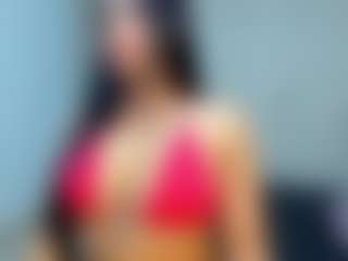 MIA's Live Sex Cam Show