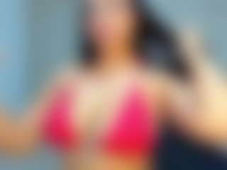 MIA's Live Sex Cam Show