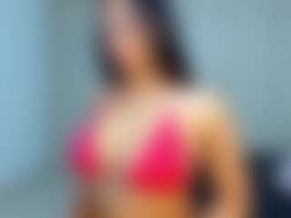 MIA's Live Sex Cam Show