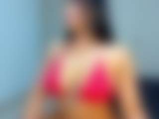 MIA's Live Sex Cam Show