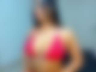 MIA's Live Sex Cam Show