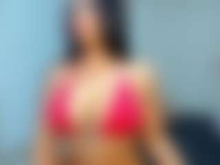 MIA's Live Sex Cam Show