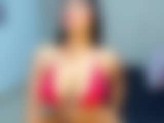 MIA's Live Sex Cam Show