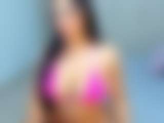 MIA's Live Sex Cam Show