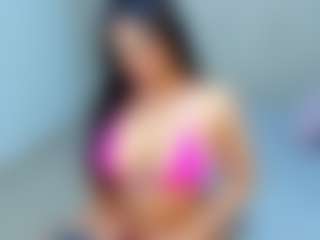 MIA's Live Sex Cam Show