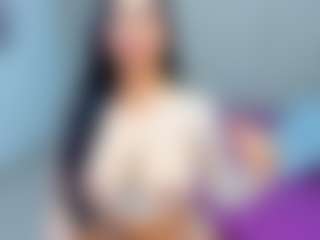 MIA's Live Sex Cam Show